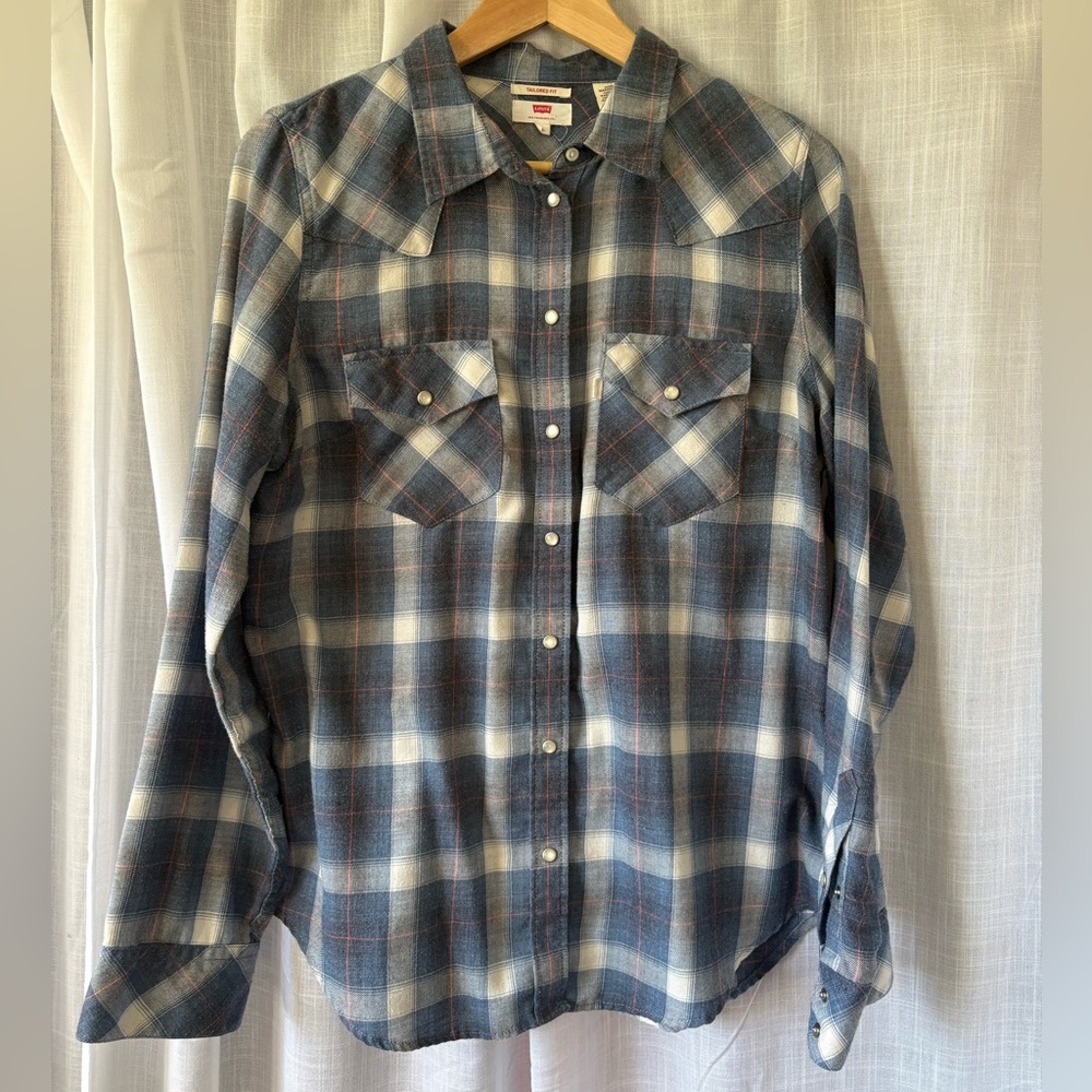 Women’s Levi Plaid Western Shirt